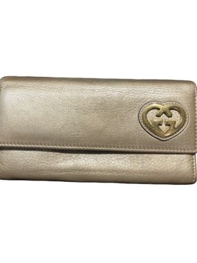 Gucci Lovely Heart Metallic Gold Leather Bifold Long Wallet Purse Bag Clutch